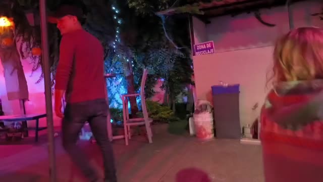 Сегодня а очередной раз в Эквадоре отключали электричество надолго